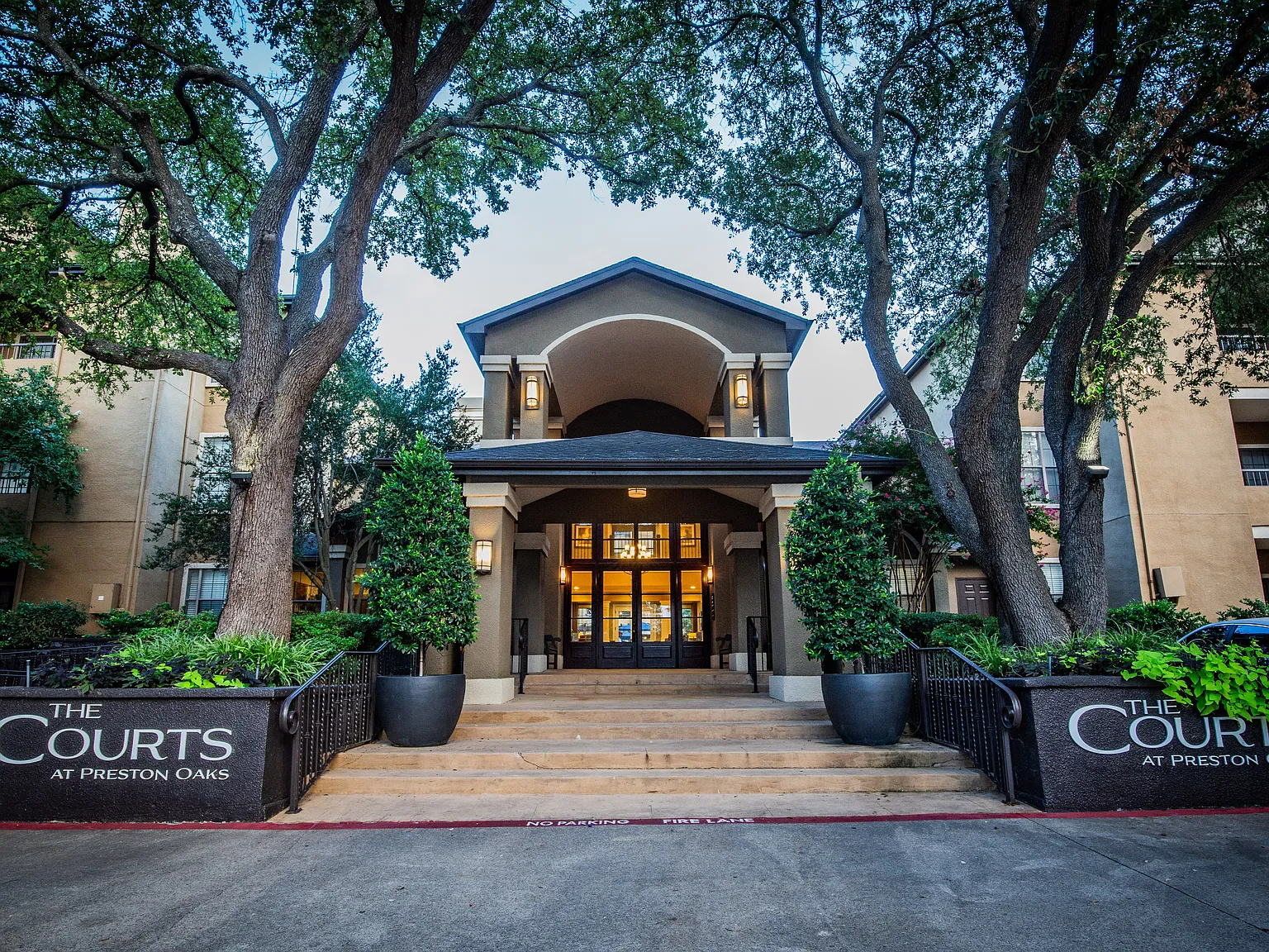 The Courts at Preston Oaks — Photo 4