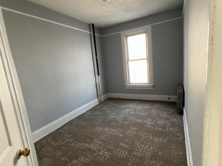 777 E 18th St #2 — Photo 2