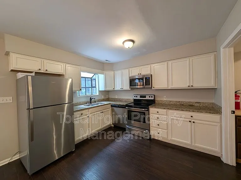 9111 Sharonbrook Dr #D — Photo 2