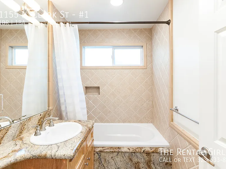 1155 N Clark St #1 — Photo 9