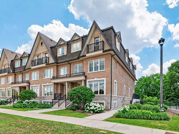 181 Parktree Dr #1, Vaughan, ON L6A 5B1