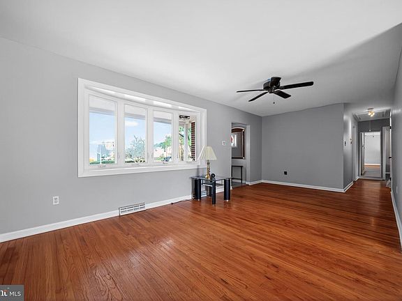 4th image of 120 Fish Pond Rd
