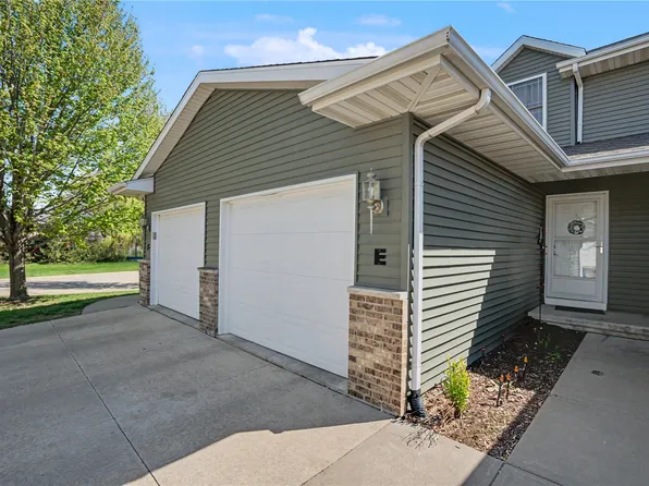 3840 37th Ave SW Unit E, Cedar Rapids, IA 52404