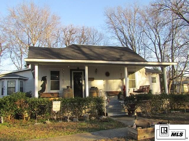 1st image of 101 Richardson St