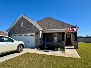 293 Sandbed Rd, Newton, AL 36352