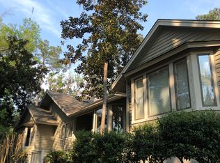 12 Neptune Ct, Hilton Head Island, SC 29926