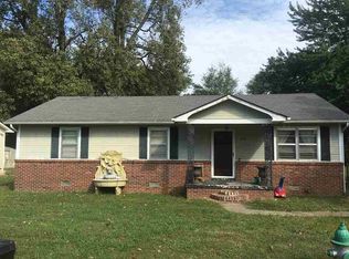 1218 Ridgeway St, Dyersburg, TN 38024