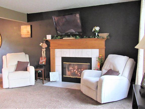 3rd image of 1744 Tecumseh Dr