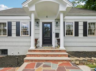 6 6th St, Park Ridge, NJ 07656