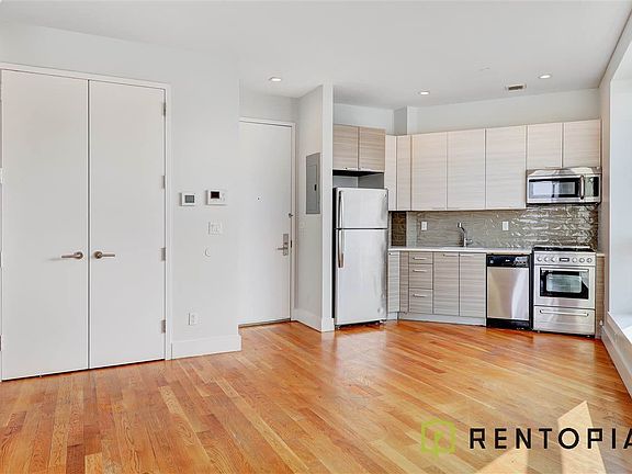 2nd image of 25 Skillman Ave #401C