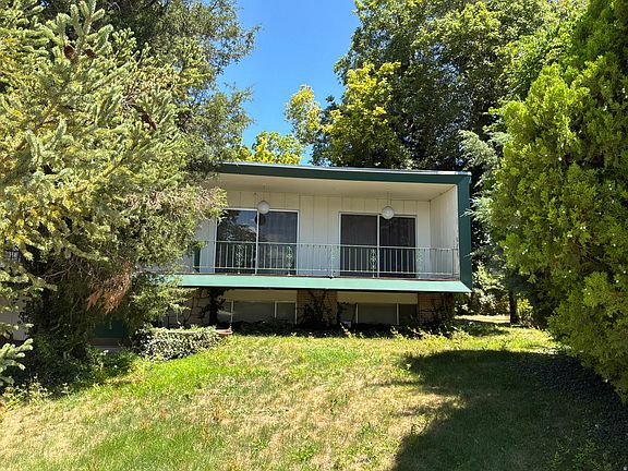3rd image of 999 E Jasper Cir