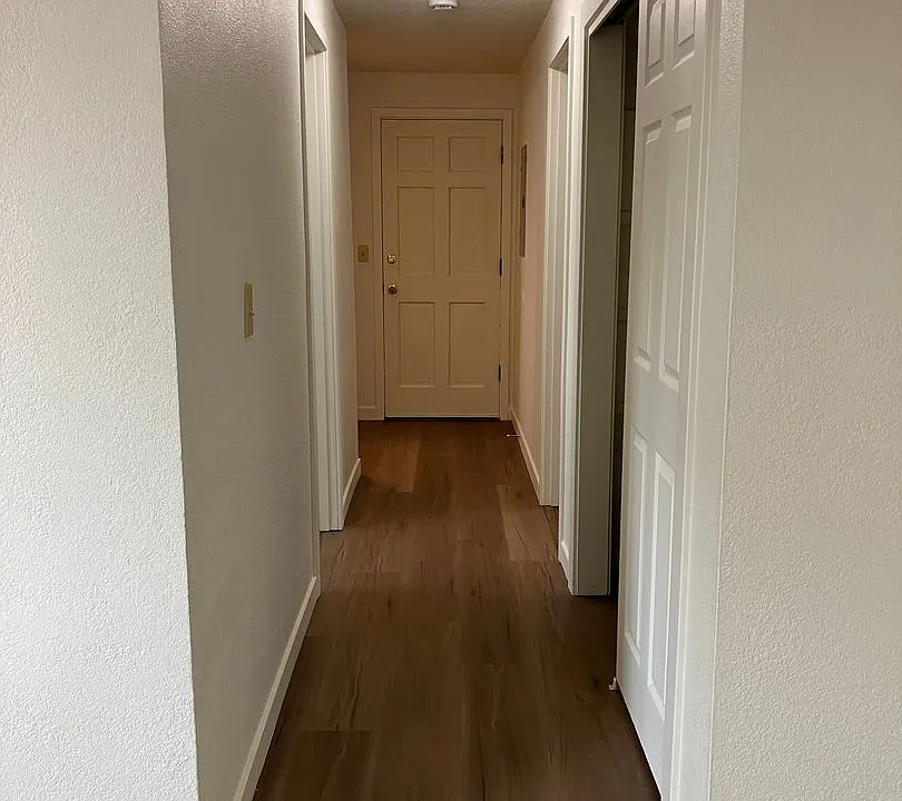 Two Bedroom Duplex in Aumsville
