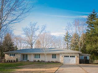 407 Greentree Rd, Sewell, NJ 08080