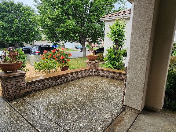 3rd image of 9733 Sand Hollow Way