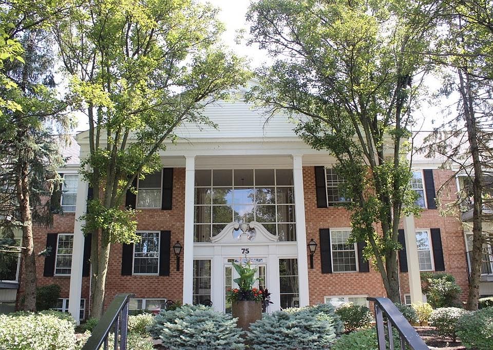 1st image of 75 Atterbury Blvd APT 106