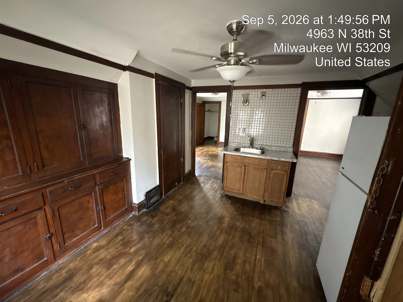 2 bed, 600 sqft, $975 — Photo 2