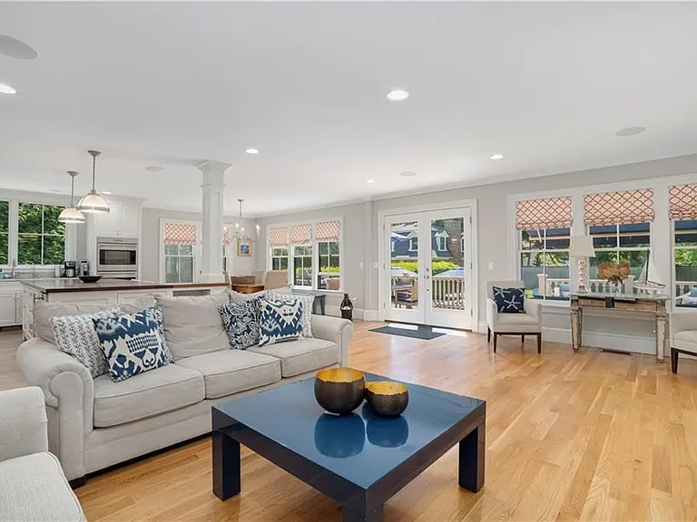 15 Berkeley Ave — Photo 5