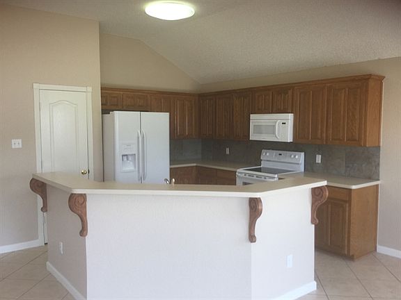 3rd image of 8167 Jolie Dr