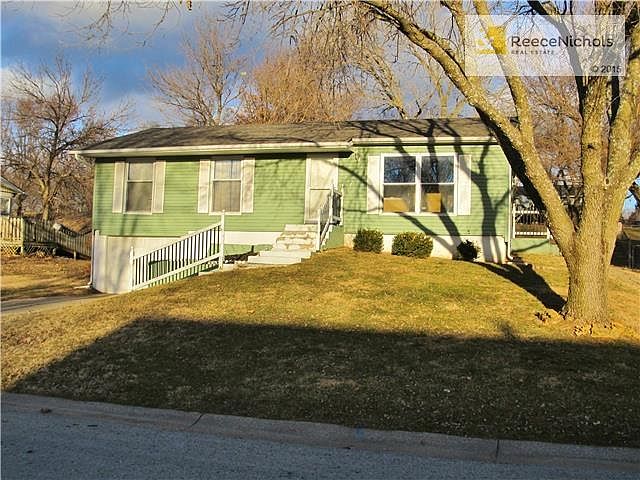 1st image of 2757 N 109th St