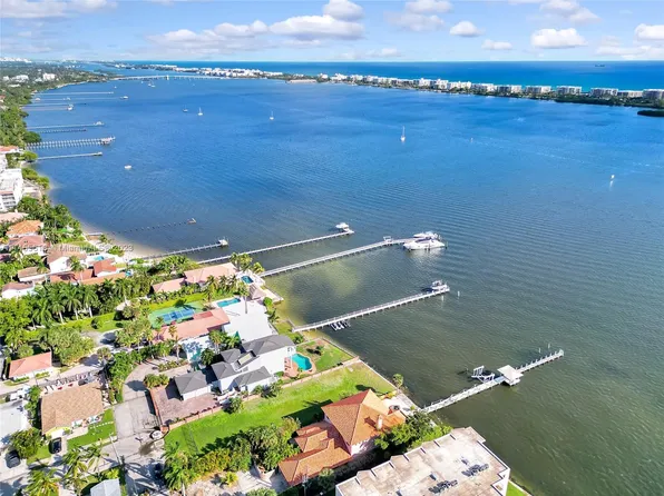 3 18th Ave S, Lake Worth, FL 33460