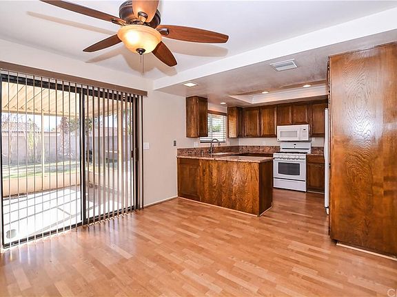 5th image of 3041 Havasu Ct