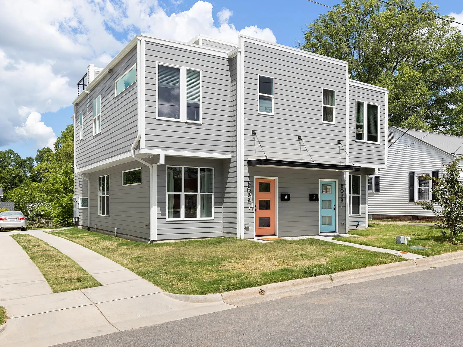 3 bed, 2.5 bath, 1625 sqft, $2,000 — Photo 1