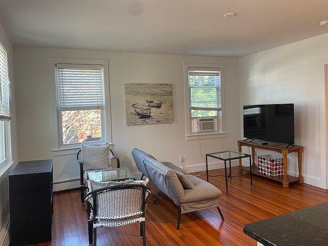 1st image of 40 Prospect Hill St