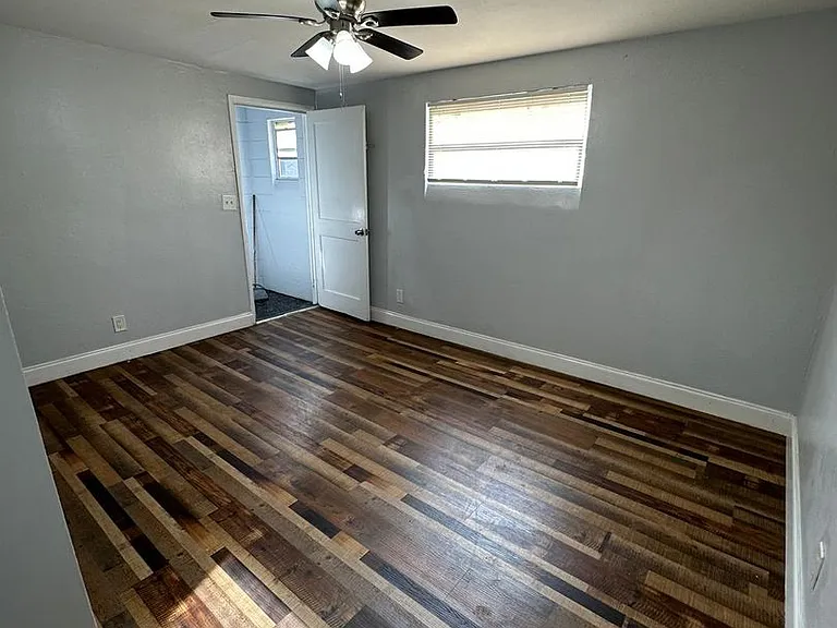 1785 Mount Herman St — Photo 14