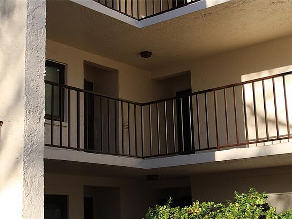 5th image of 2207 Belleair Rd APT B11