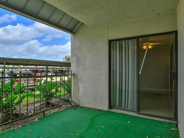 2822 S Bartell Dr #6 — Photo 28
