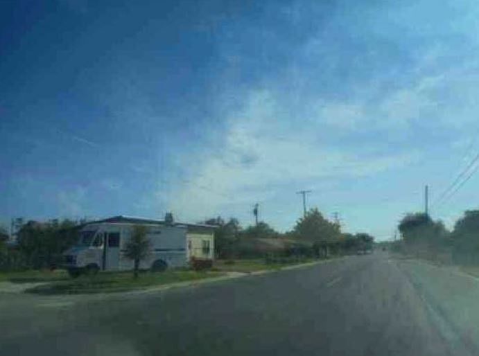 2nd image of 814 W 10th St