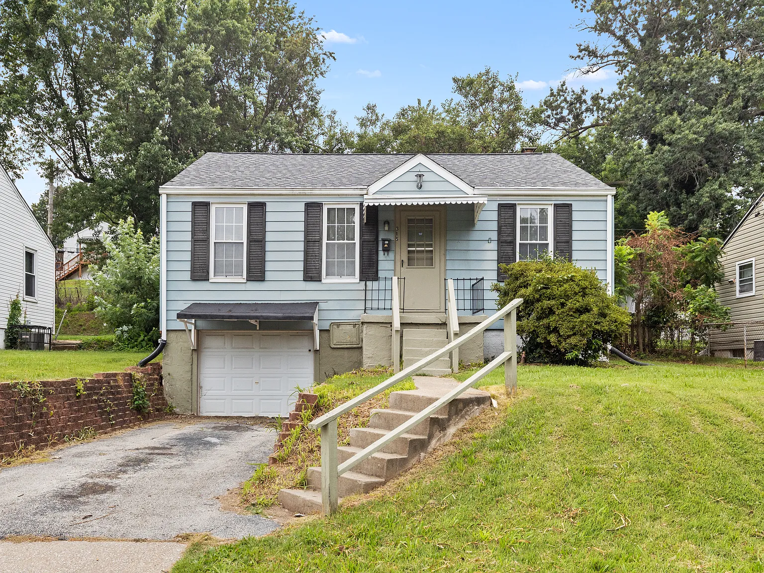 315 Averill Ave Saint Louis MO 63135 — Photo 1