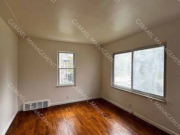 5th image of 1411 Gainey Ave