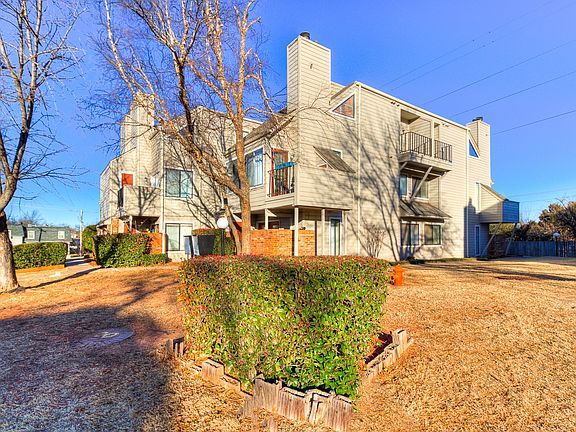 2nd image of 11510 N May Ave APT 302