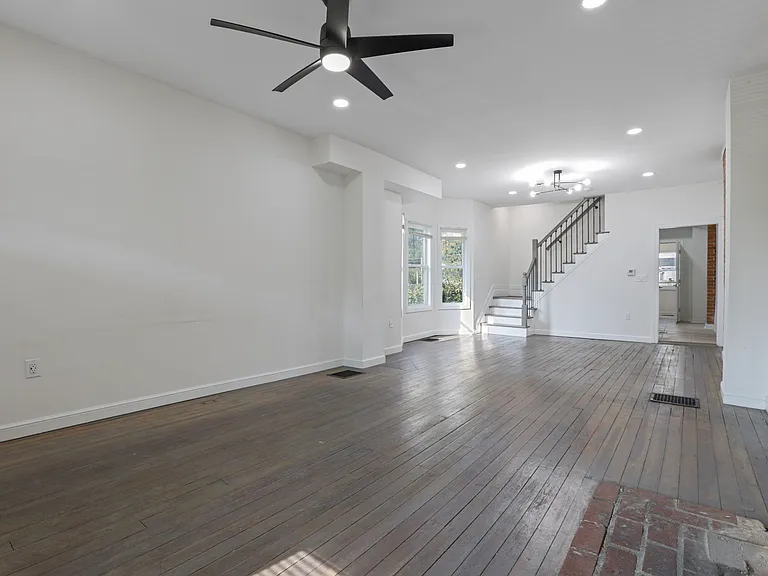 189 Avondale Ave — Photo 6