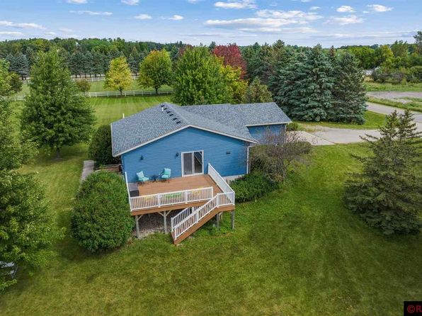 35961 150th St, Waseca, MN 56093