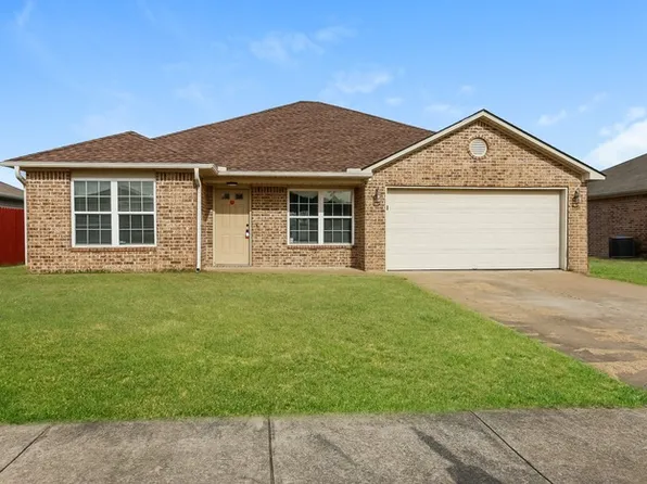 12201 Amaranth Dr, North Little Rock, AR 72117
