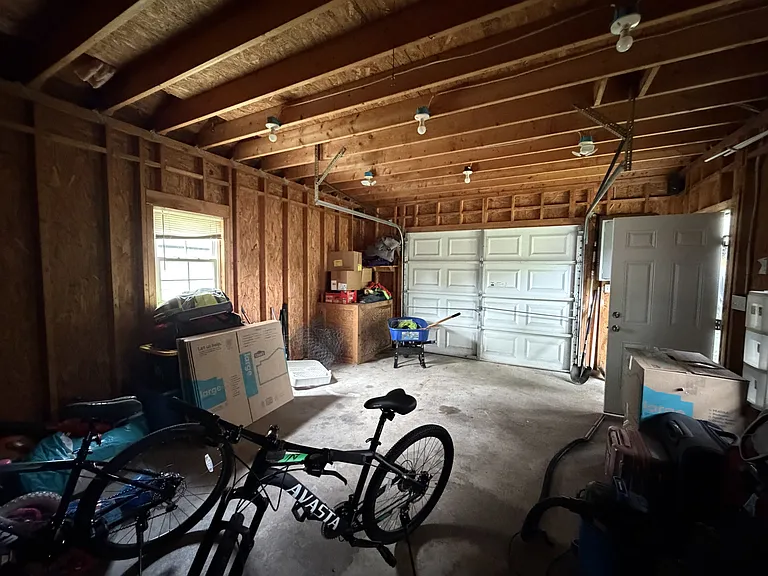 3710 Robinson St — Photo 26