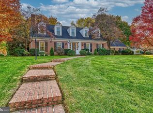 900 Glendale Ct, Carlisle, PA 17013