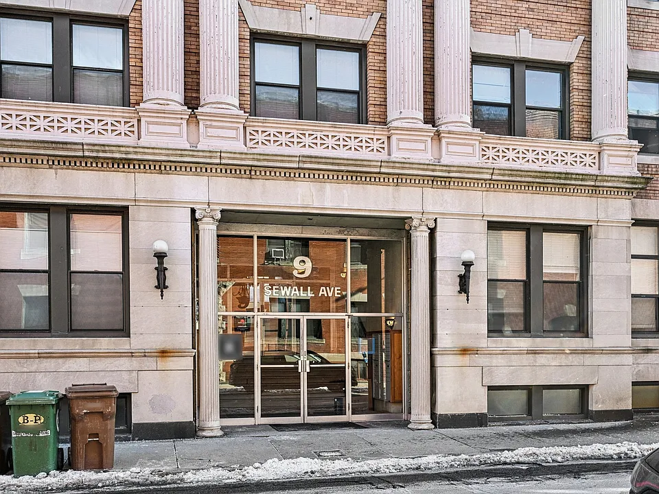 9 Sewall Ave