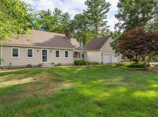 11 Parker Dr, East Freetown, MA 02717