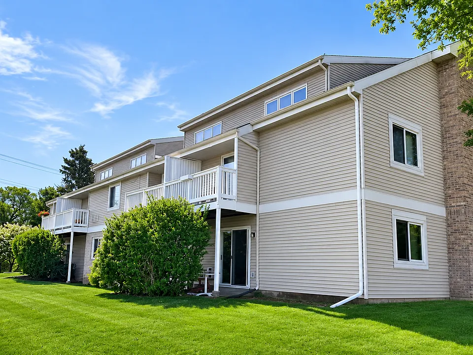 Tennyson Heights Apartments