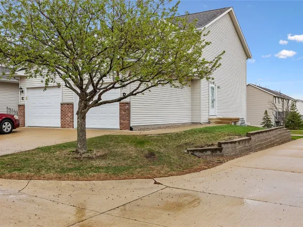 3030 Samuel Ct SW Unit D, Cedar Rapids, IA 52404