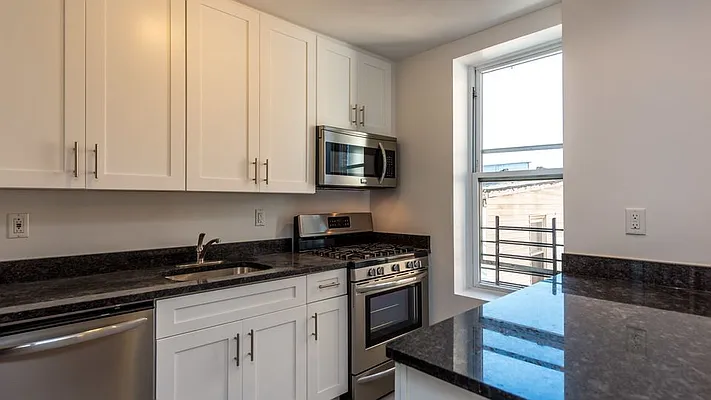 Rented by Nooklyn NYC LLC | media 11