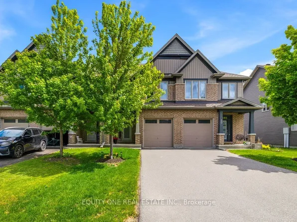 32 Duncanville St, Russell, ON K4R 0E8