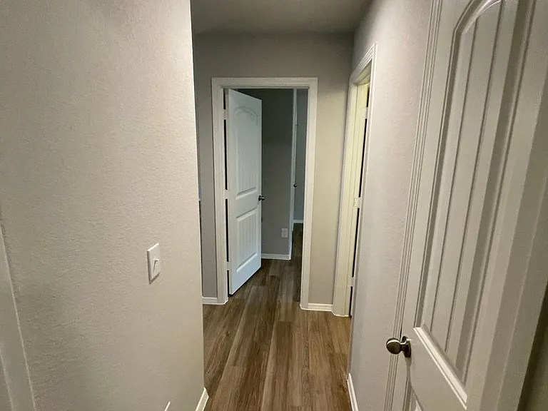 727 Long Cedar Dr — Photo 9