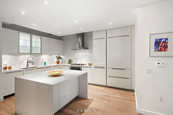 Sold by Town Residential | media 15