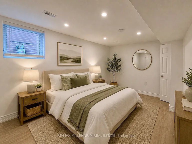 27 Telegraph Dr #LOWER — Photo 4