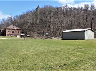 S6528 Weber Rd, Viroqua, WI 54665