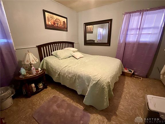 5th image of 1603 Drake Dr